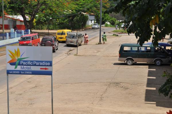 Pacific Paradise Motel Port Vila Exteriör bild