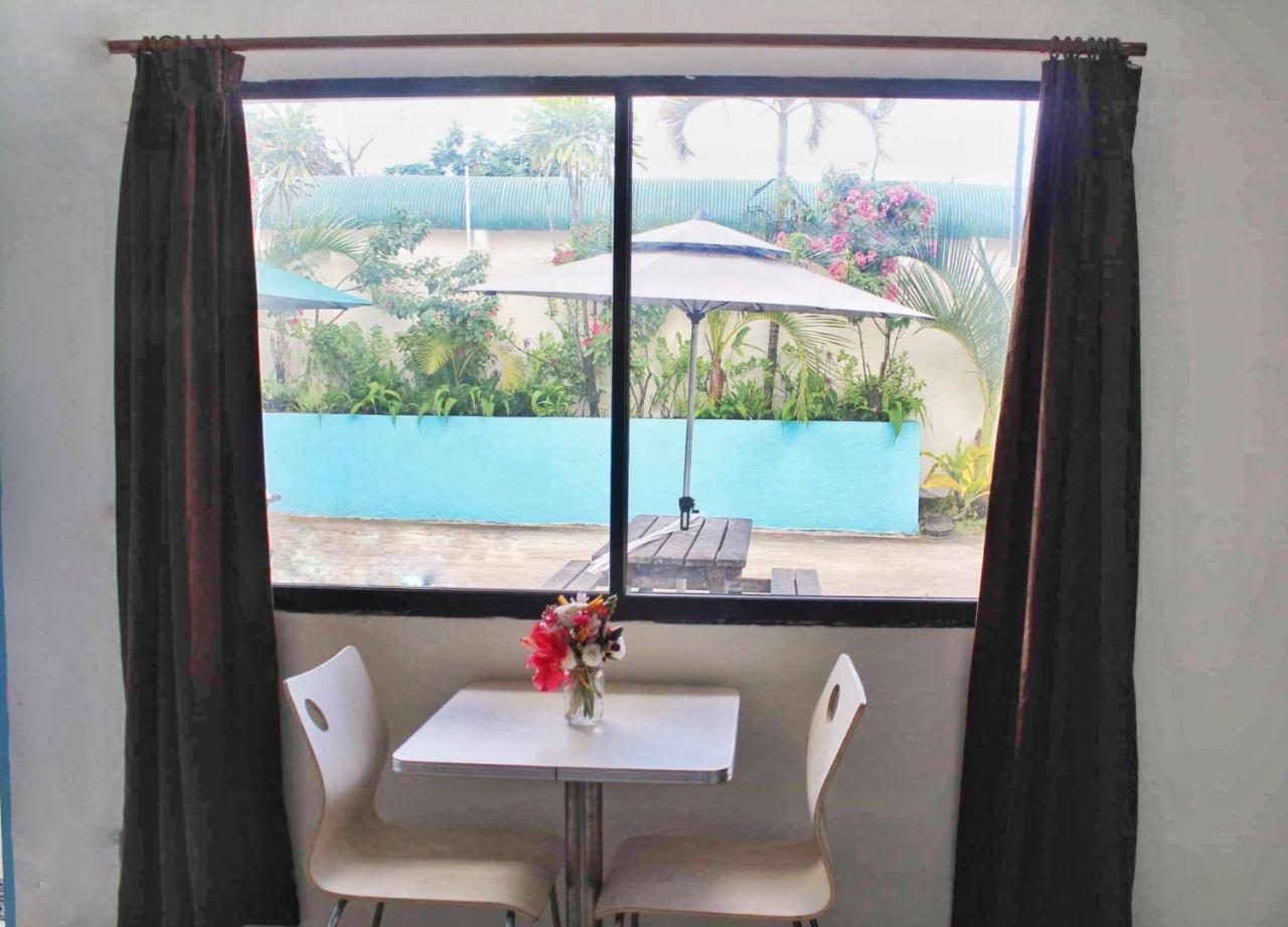 Pacific Paradise Motel Port Vila Exteriör bild