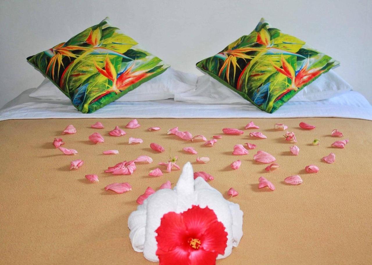 Pacific Paradise Motel Port Vila Exteriör bild
