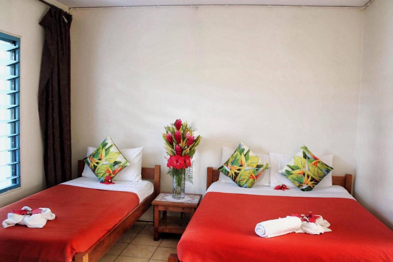 Pacific Paradise Motel Port Vila Exteriör bild