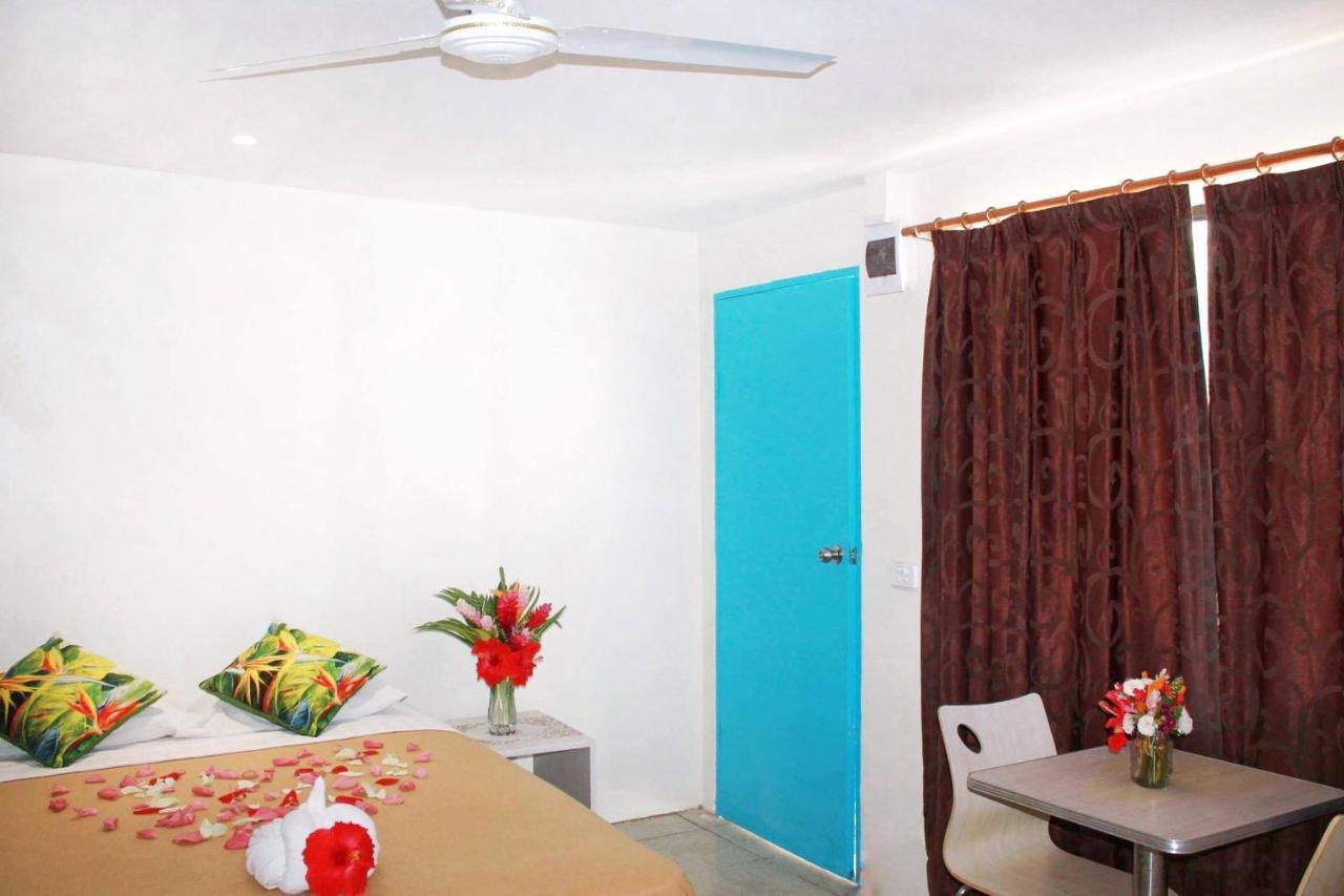 Pacific Paradise Motel Port Vila Exteriör bild